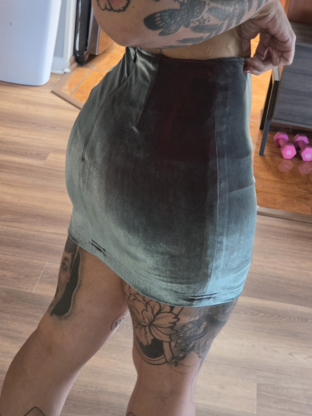 Vintage Velvet Bodycon Mini Skirt Silver/red Color Shift